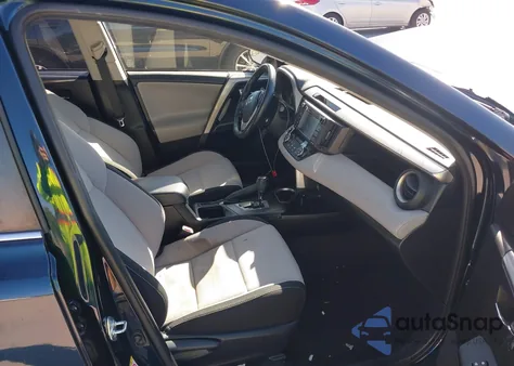 2018 Toyota Rav4 Xle from USA, damaged, VIN JTMWFREV7JD126674